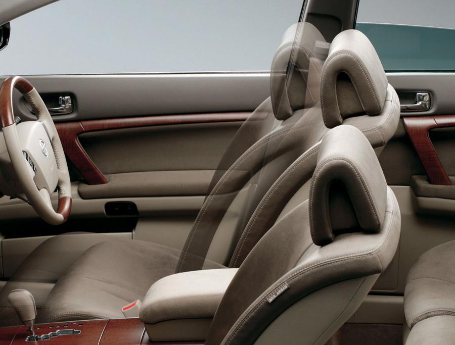  Nissan Teana 2003 года  (фото 2 из 25)